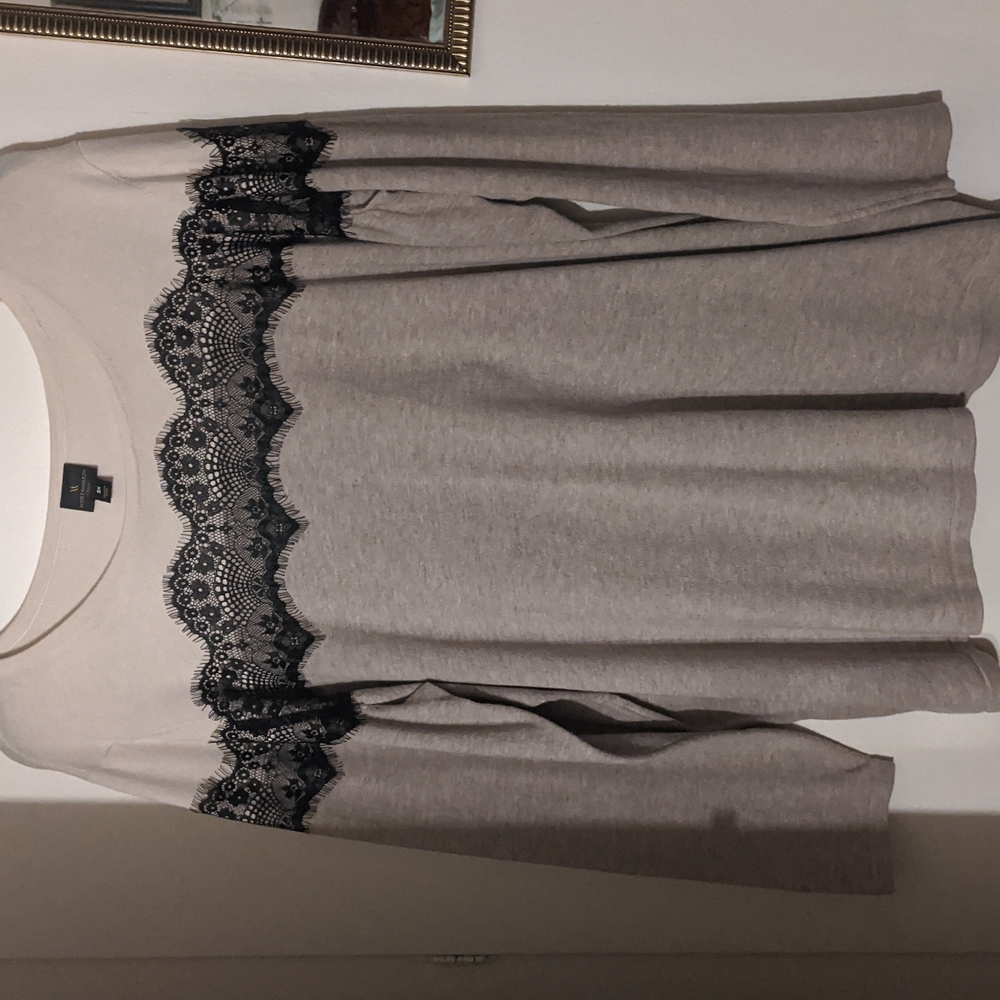 Long sleeve sweater